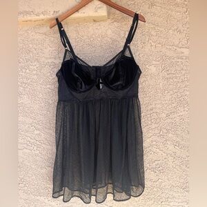 TAGS STILL ATTACHED! Torrid Velour & Lace Babydoll - Black